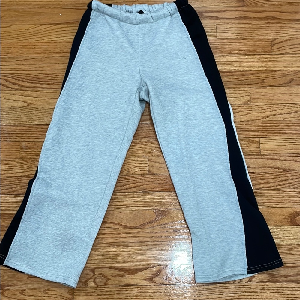 SHEIN Gray and Black Track Pants with Sporty Color-Block Design